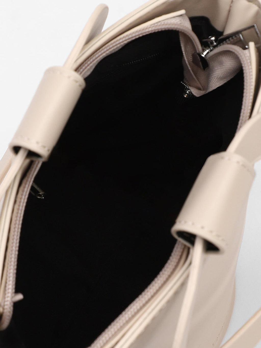 The Flora Pot Bucket Bag - Saltbox Beige