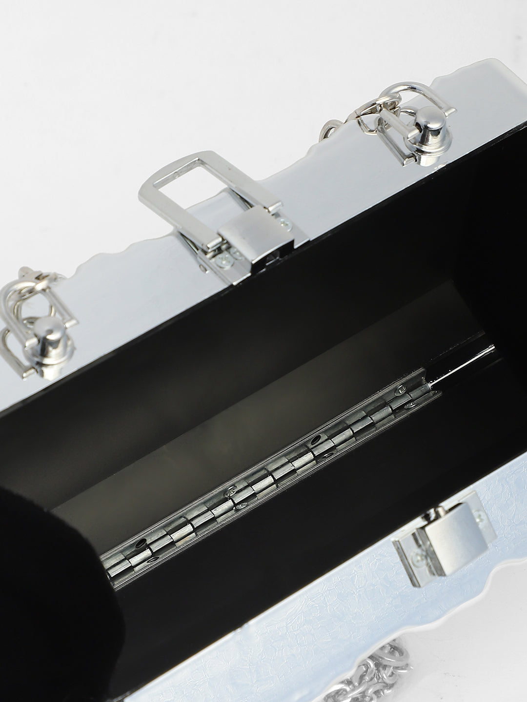 The Dented Chain Clutch Bag - Metallic Silver