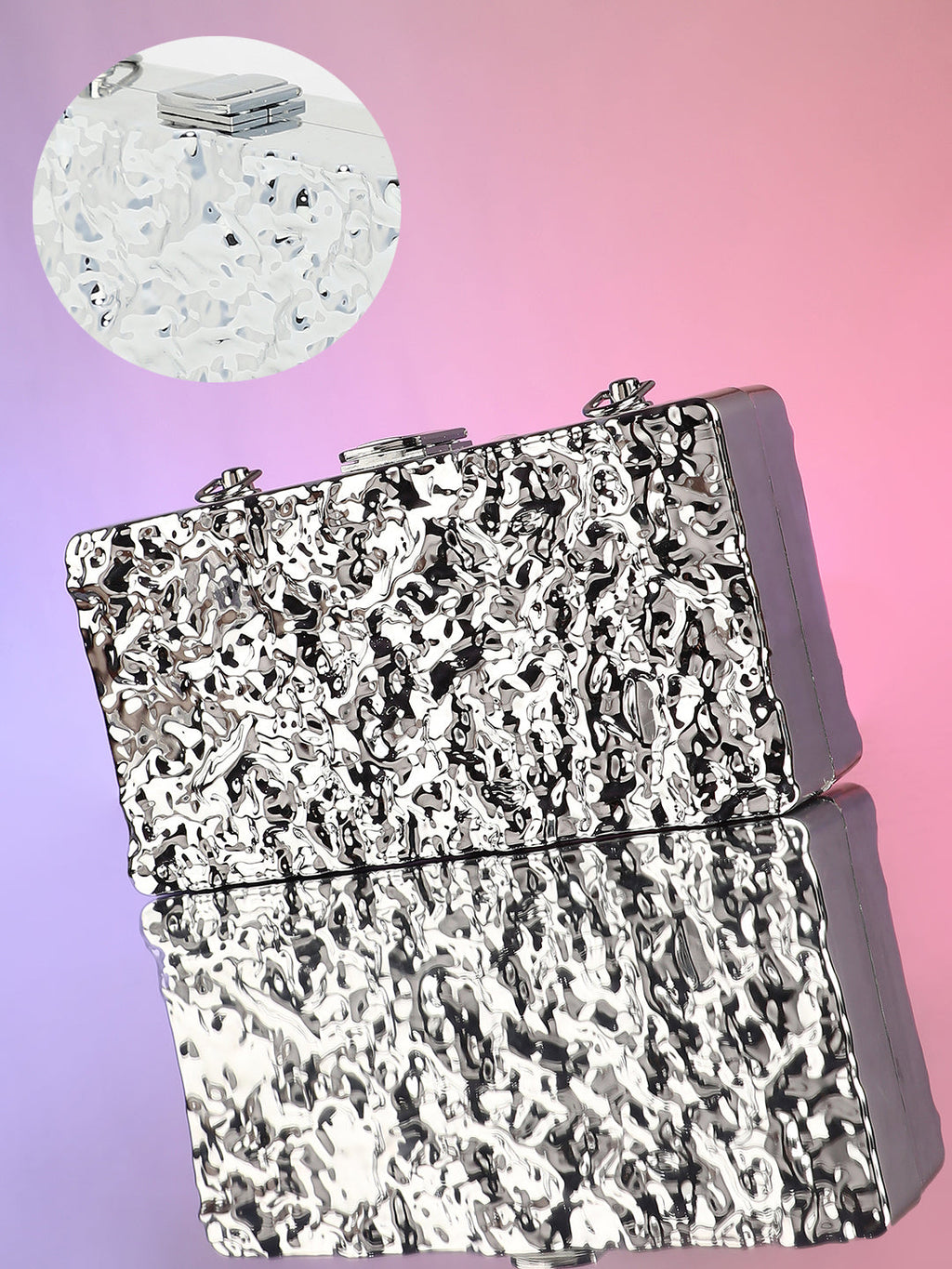 The Dented Chain Clutch Bag - Metallic Silver