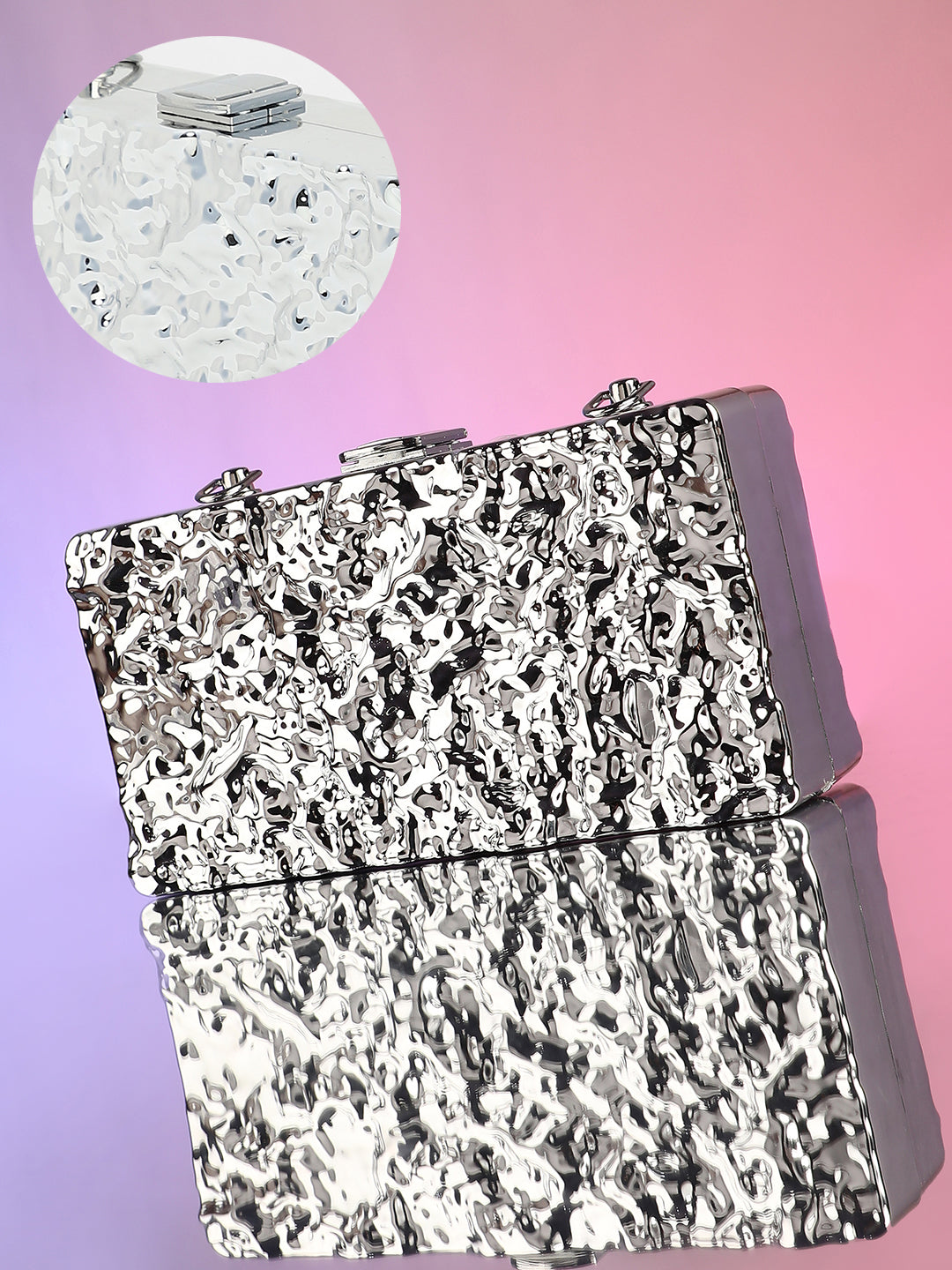 The Dented Chain Clutch Bag - Metallic Silver
