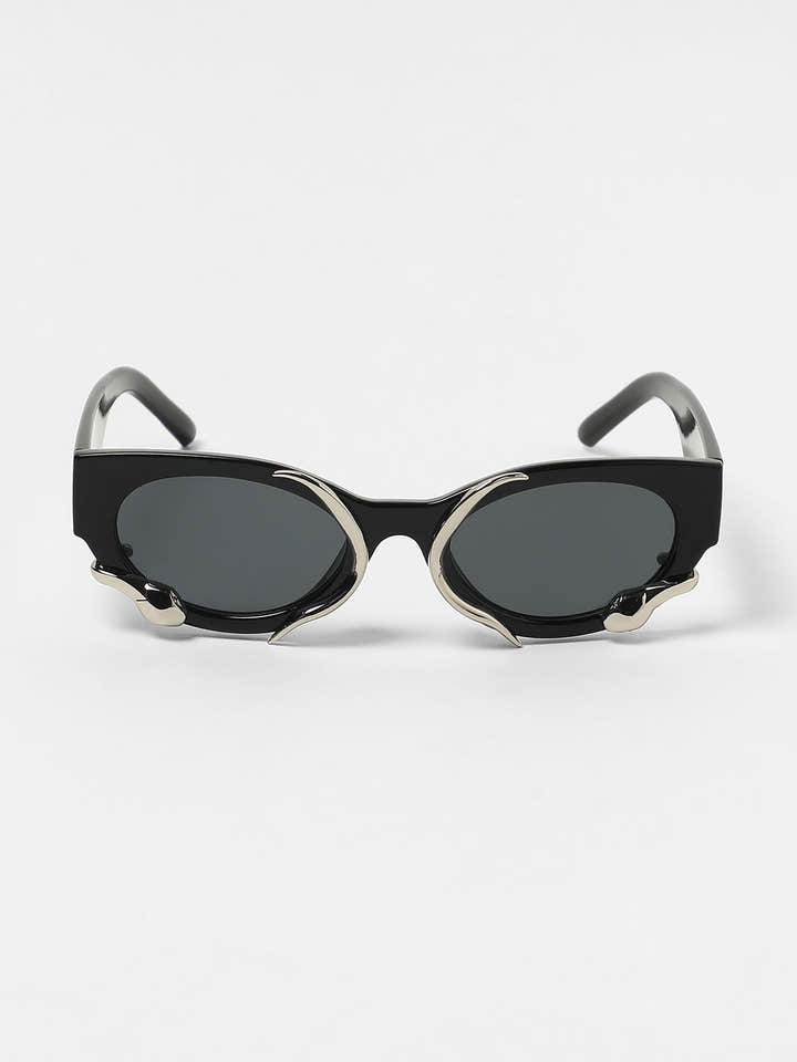 The Viperis Oval Sunglasses - Onyx Black