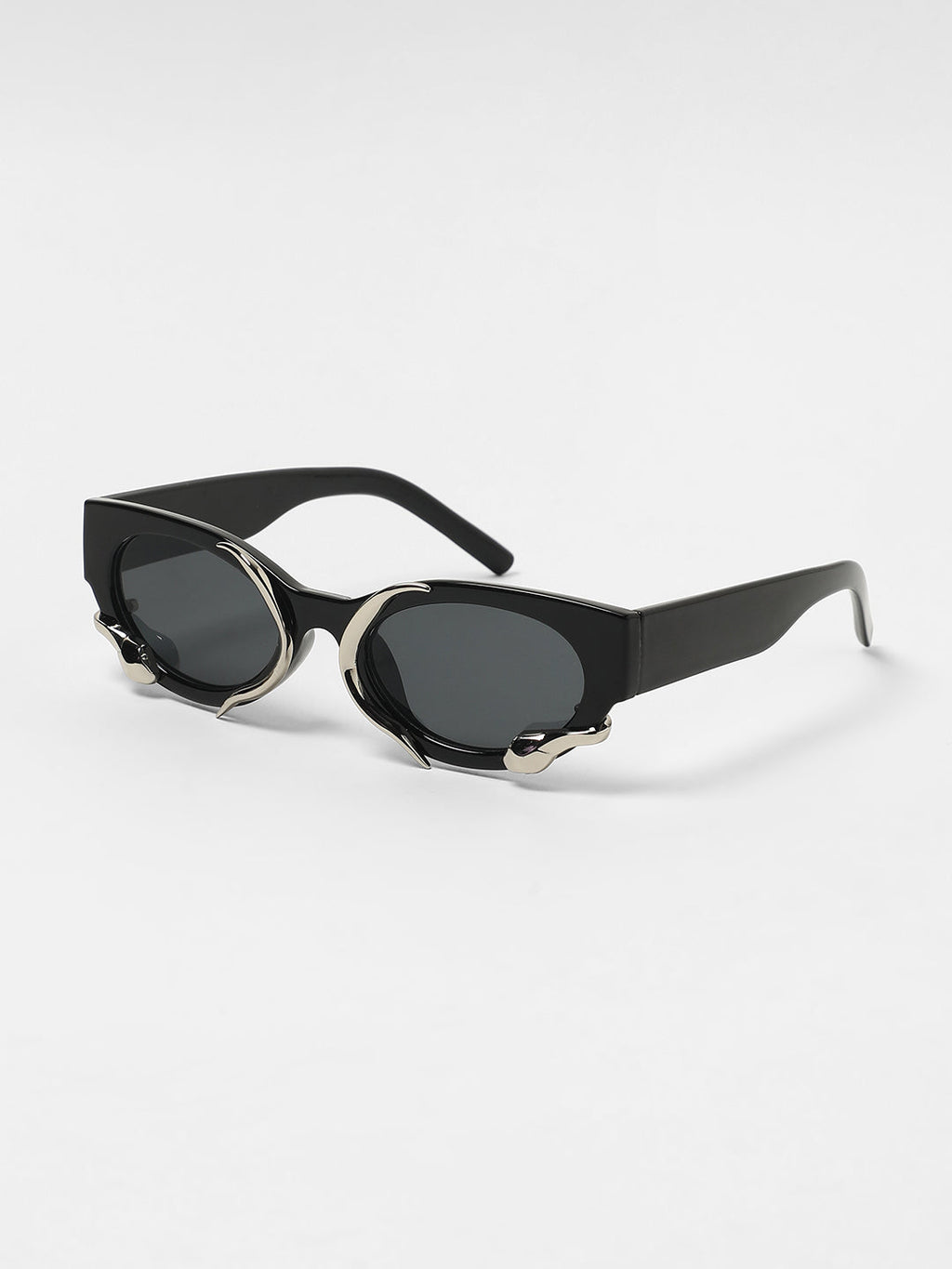 The Viperis Oval Sunglasses - Onyx Black