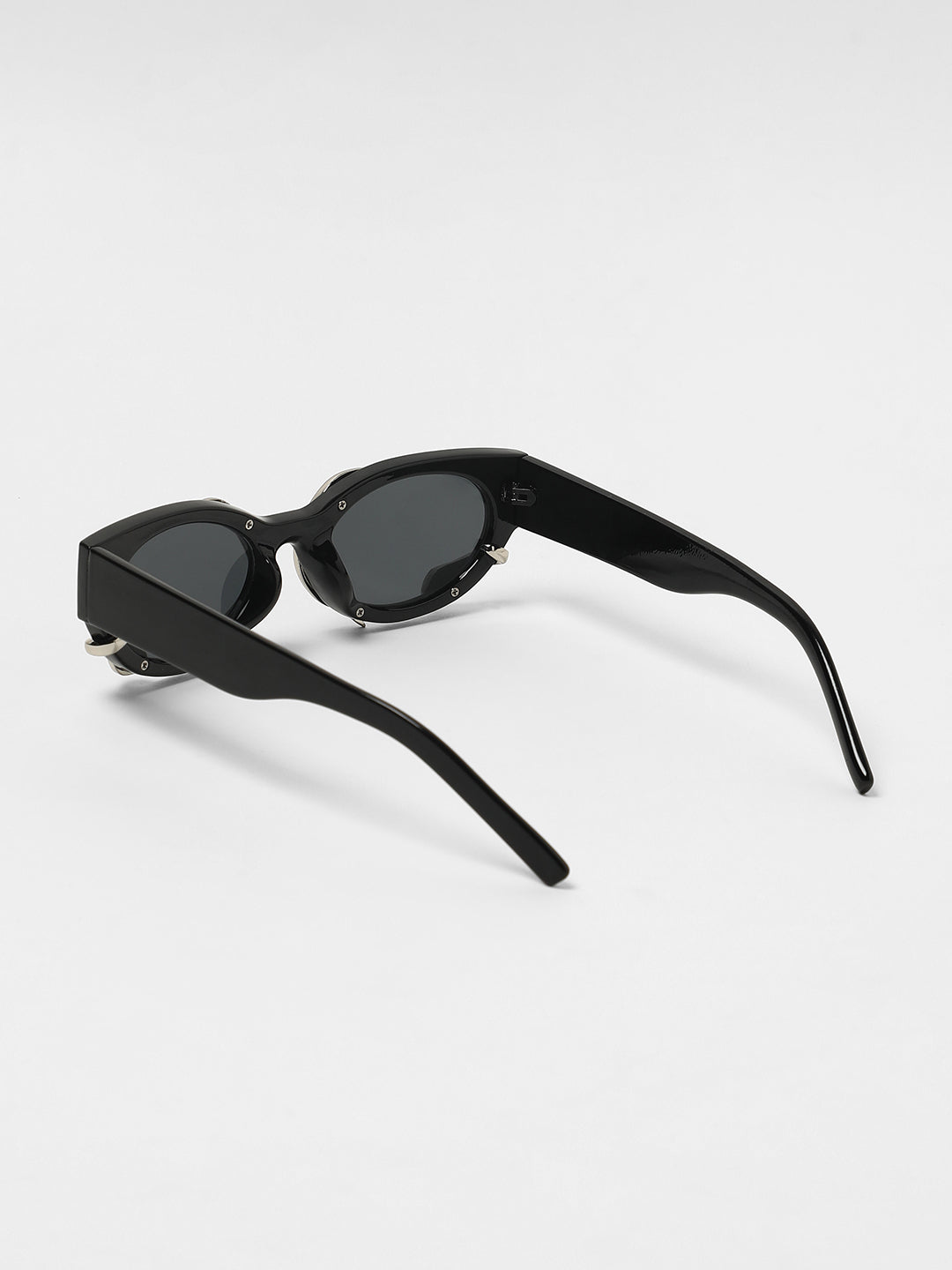 The Viperis Oval Sunglasses - Onyx Black