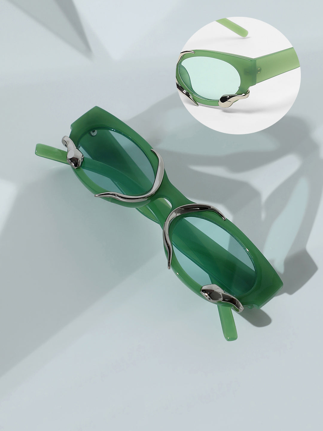 The Viperis Oval Sunglasses - Kelly Green