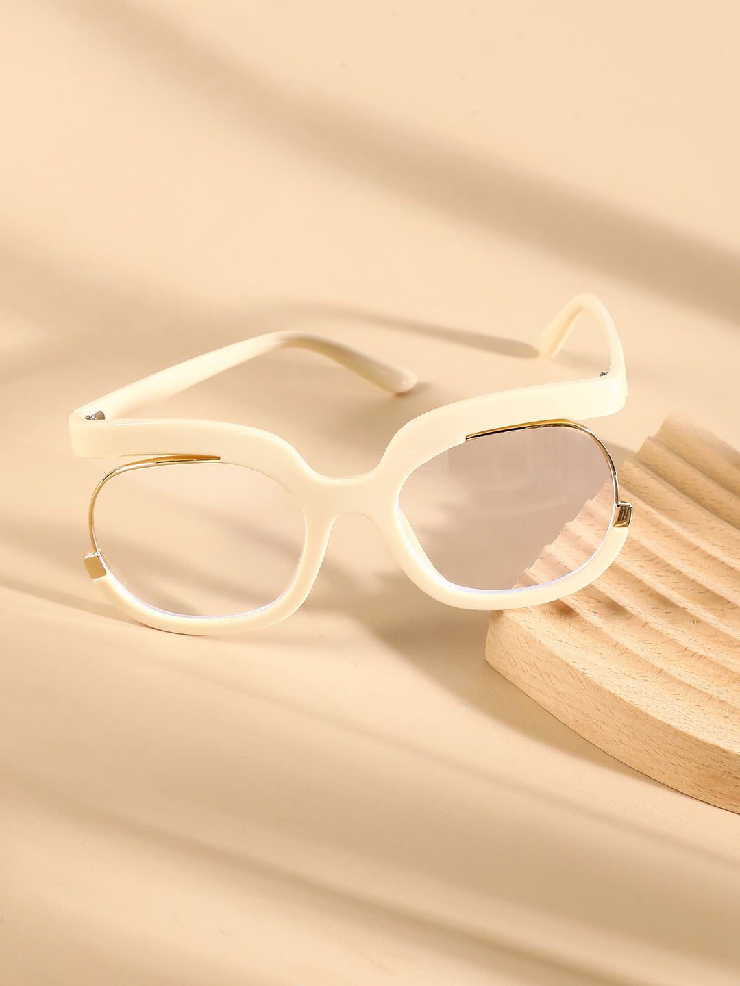 The Hanging Butterfly Sunglasses - Ivory White