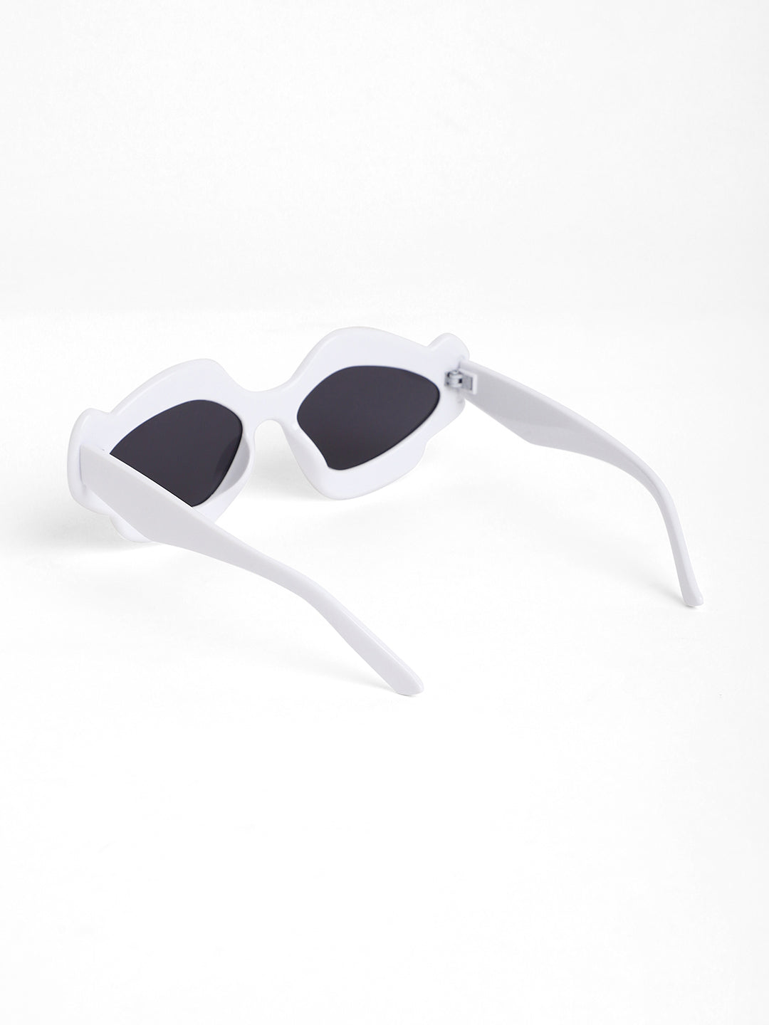 The Flame Cateye Sunglasses - Daisy White