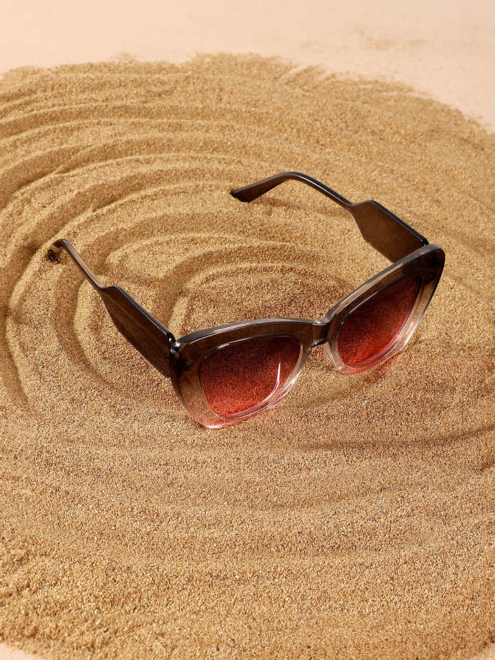 The City Cateye Sunglasses - Charcoal Black