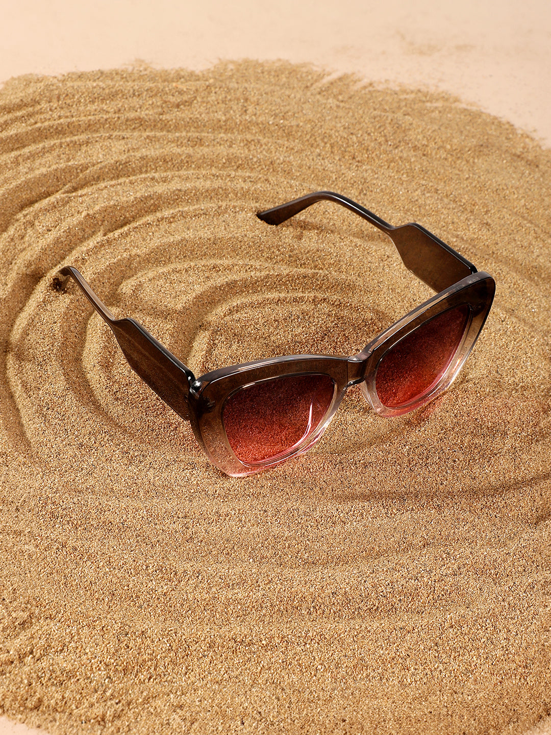 The City Cateye Sunglasses - Charcoal Black