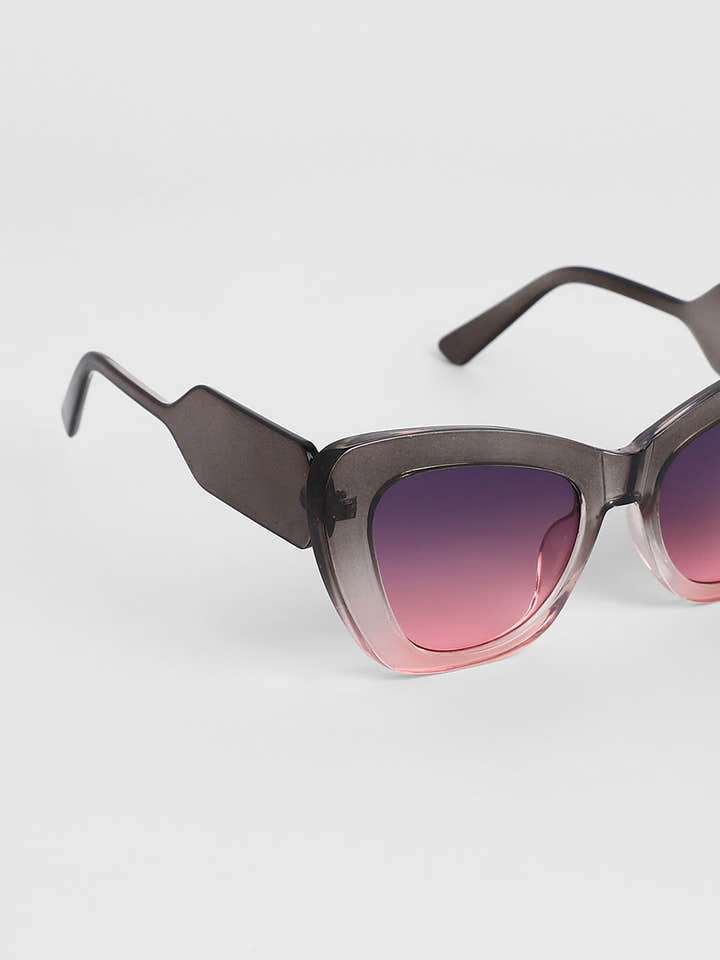The City Cateye Sunglasses - Charcoal Black