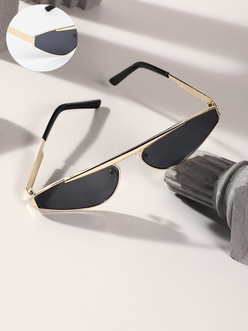 The Swish Cateye Sunglasses - Midnight Black