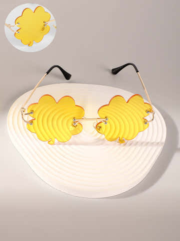 The Clover Rave Round Sunglasses - Lemon Yellow