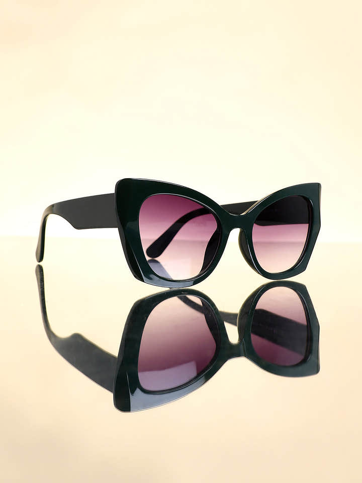 The Bombshell Cateye Sunglasses - Emerald Green