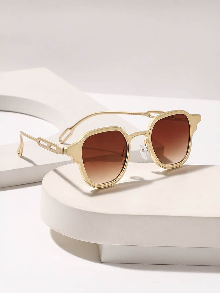 The Roman Wayfarer Sunglass - Califonia Gold