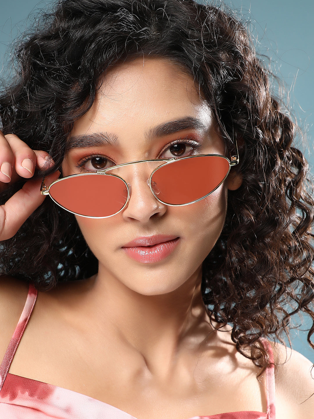 The Retro Malibu Cateye Sunglass - Califonia Gold