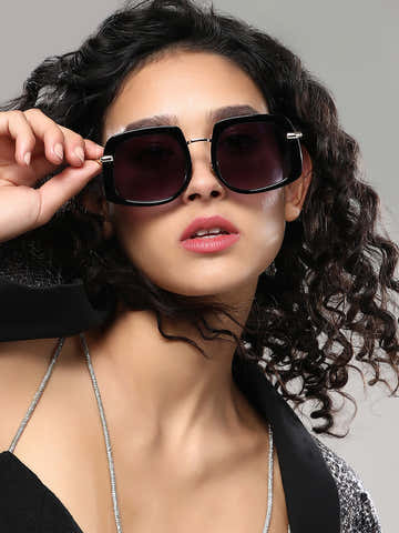 The Whimsical Oversized Sunglass - Onyx Black
