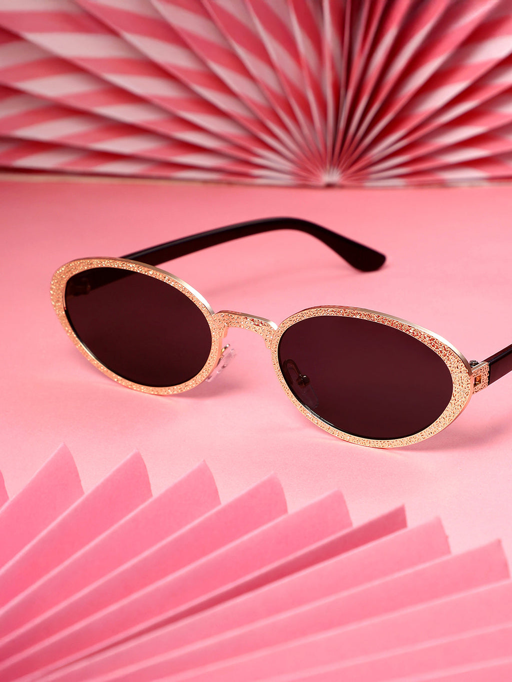 The Dented Oval Sunglass - Califonia Gold
