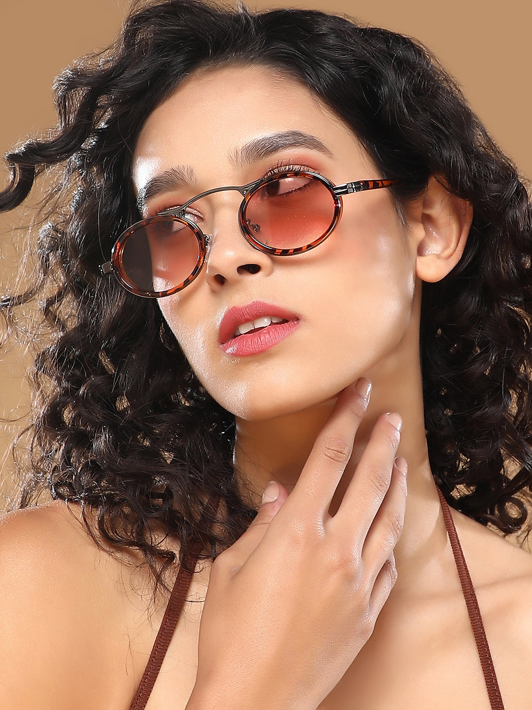 The Retro Malibu Oval Sunglass - Coffee Brown