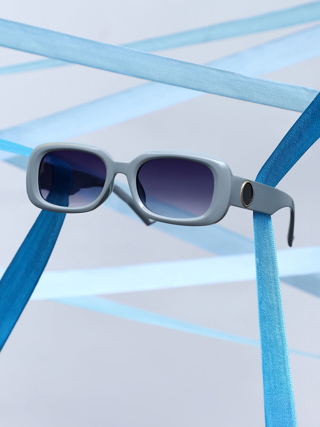 The Retro Cinema Rectangular Sunglass - Coin Grey