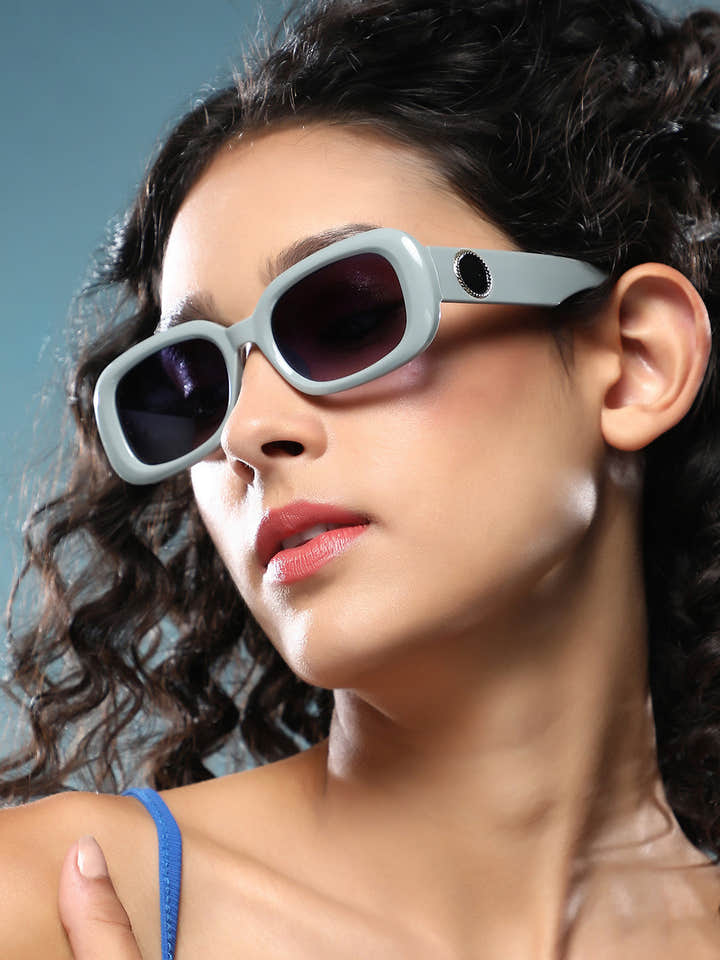 The Retro Cinema Rectangular Sunglass - Coin Grey
