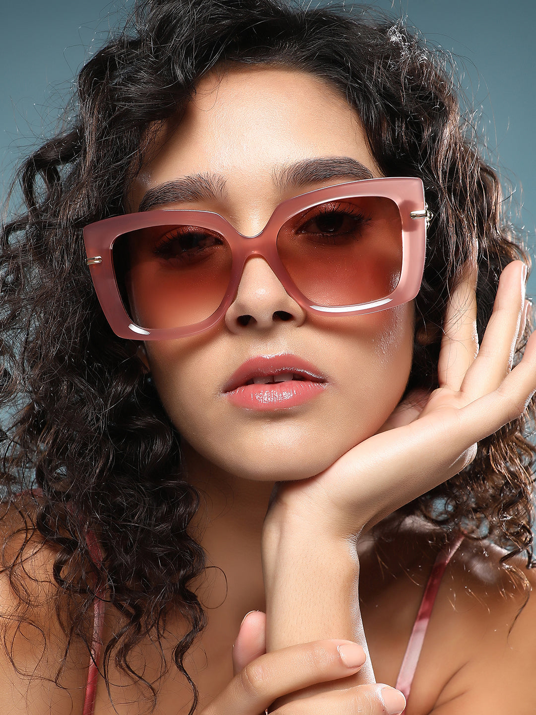 The Gilded Hinge Rectangular Sunglass - Rouge Pink