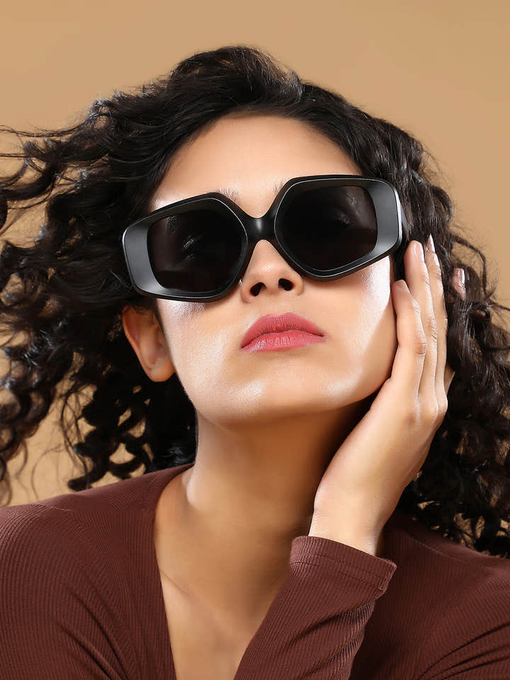 The Chonky-Matte Rectangular Sunglass - Midnight Black