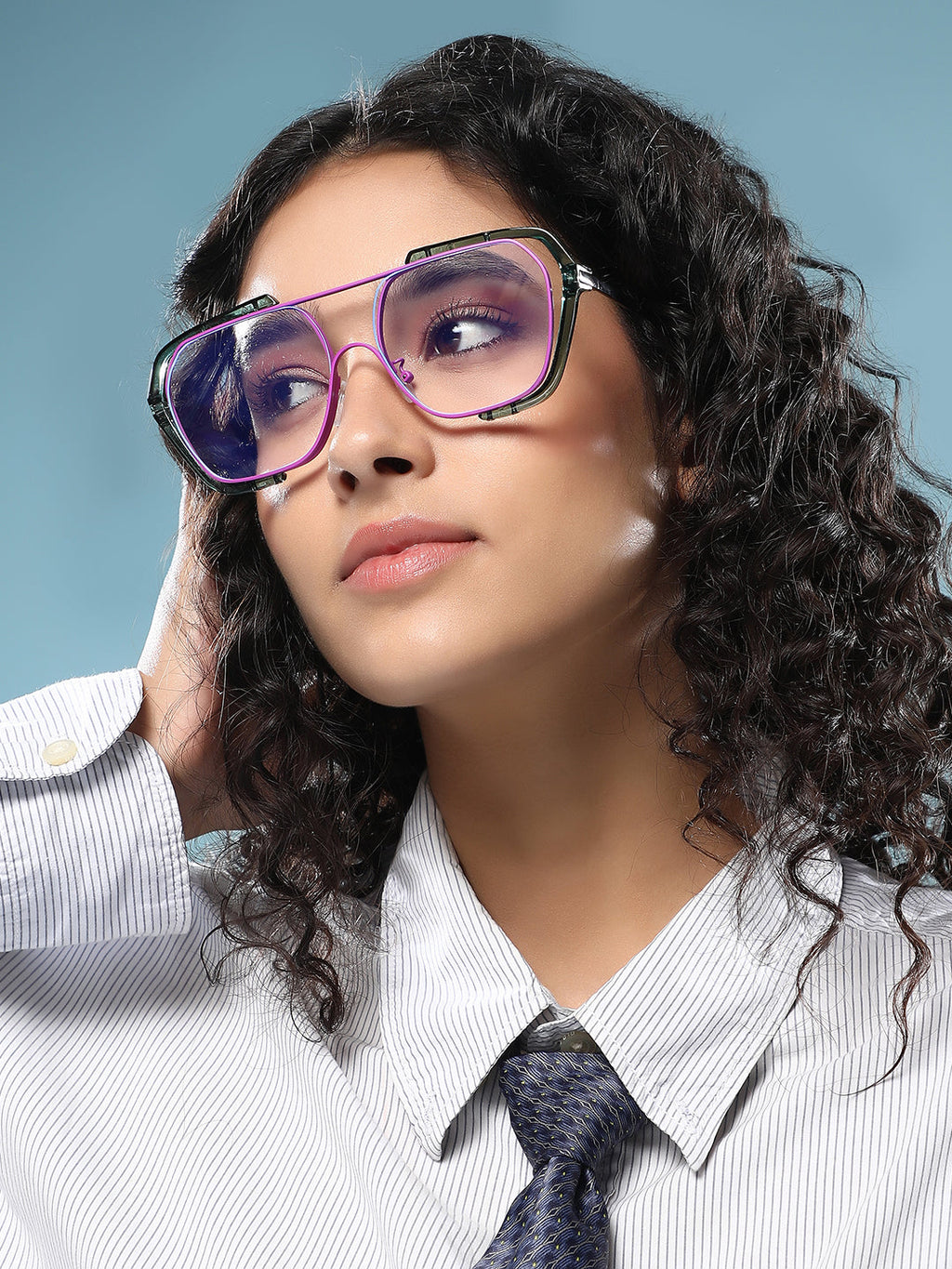 The Noir Oversized Sunglass - Electric Purple