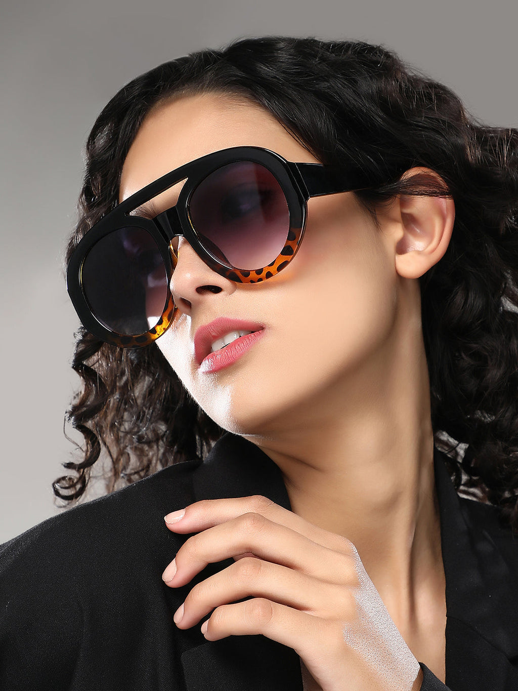 The Bobby Shield Sunglass - Onyx Black