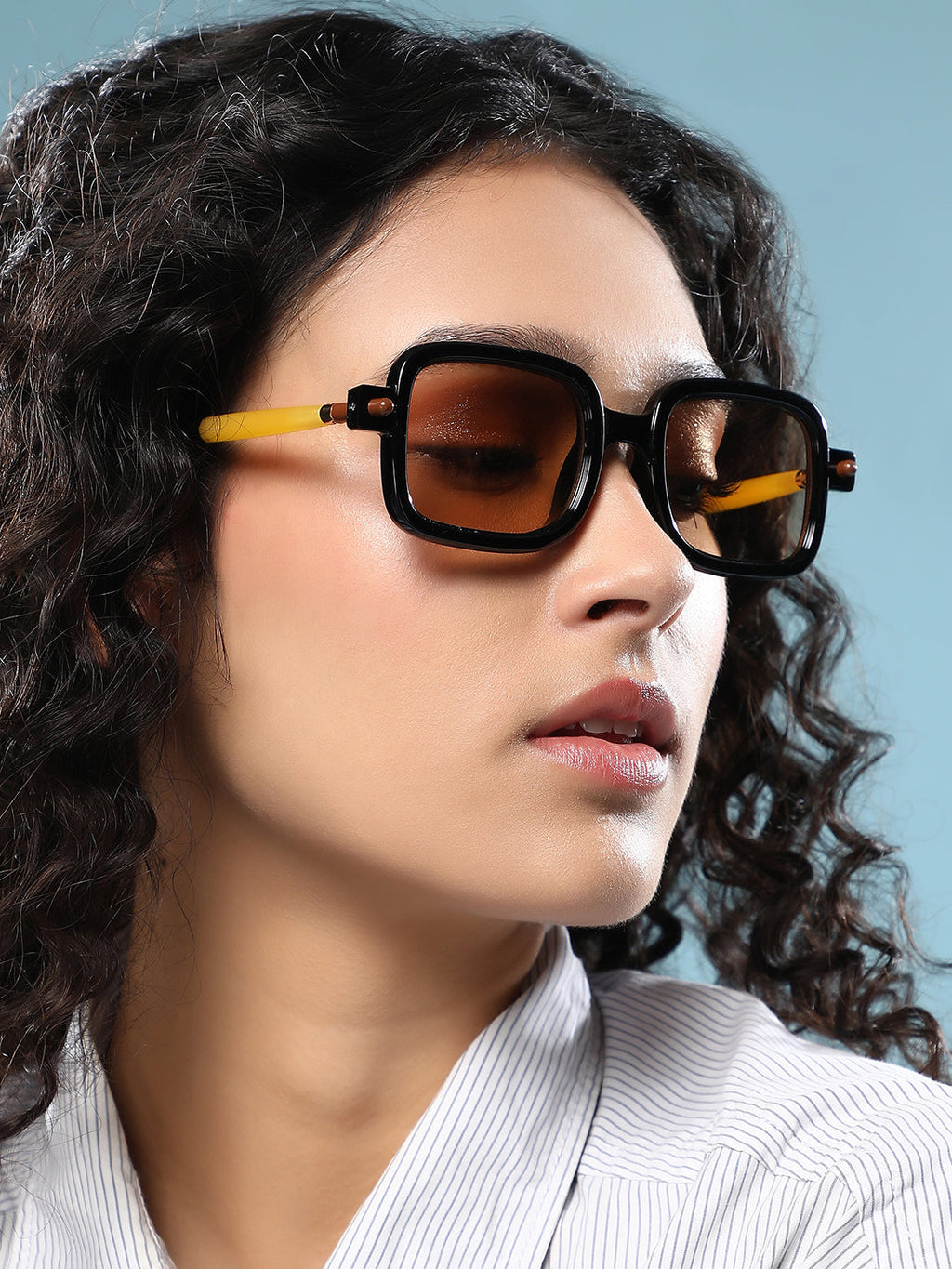 The Corsica Rectangular Sunglass - Onyx Black