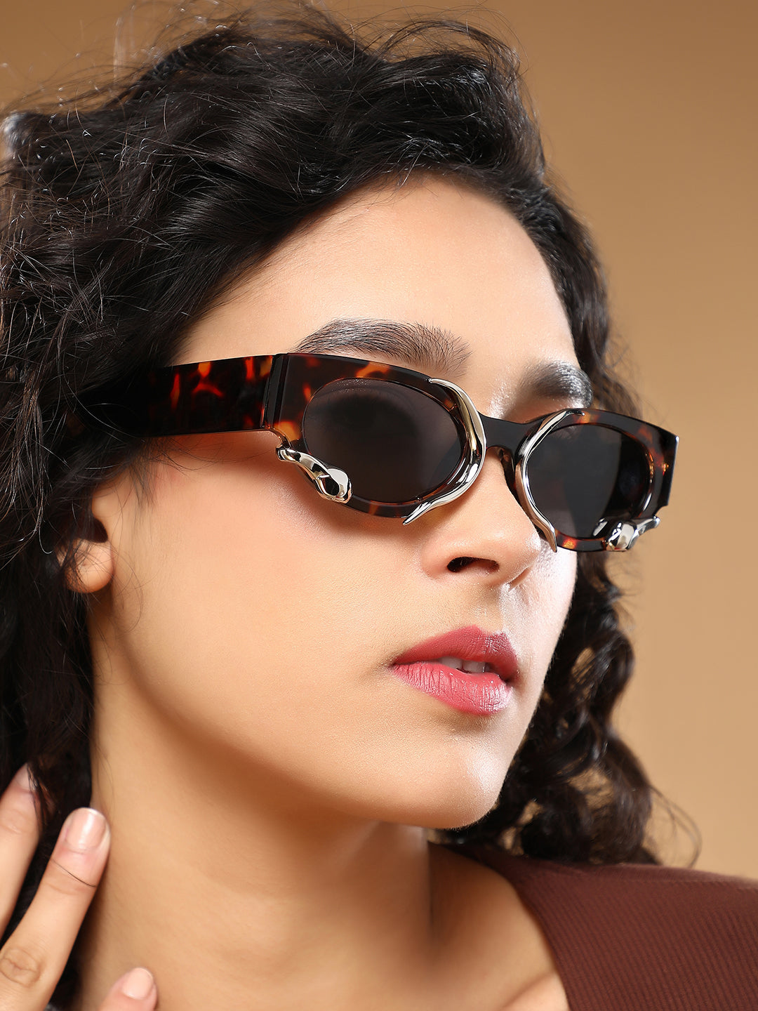 The Viperis Oval Sunglasses - Coffee Brown