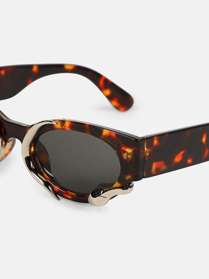 The Viperis Oval Sunglasses - Coffee Brown