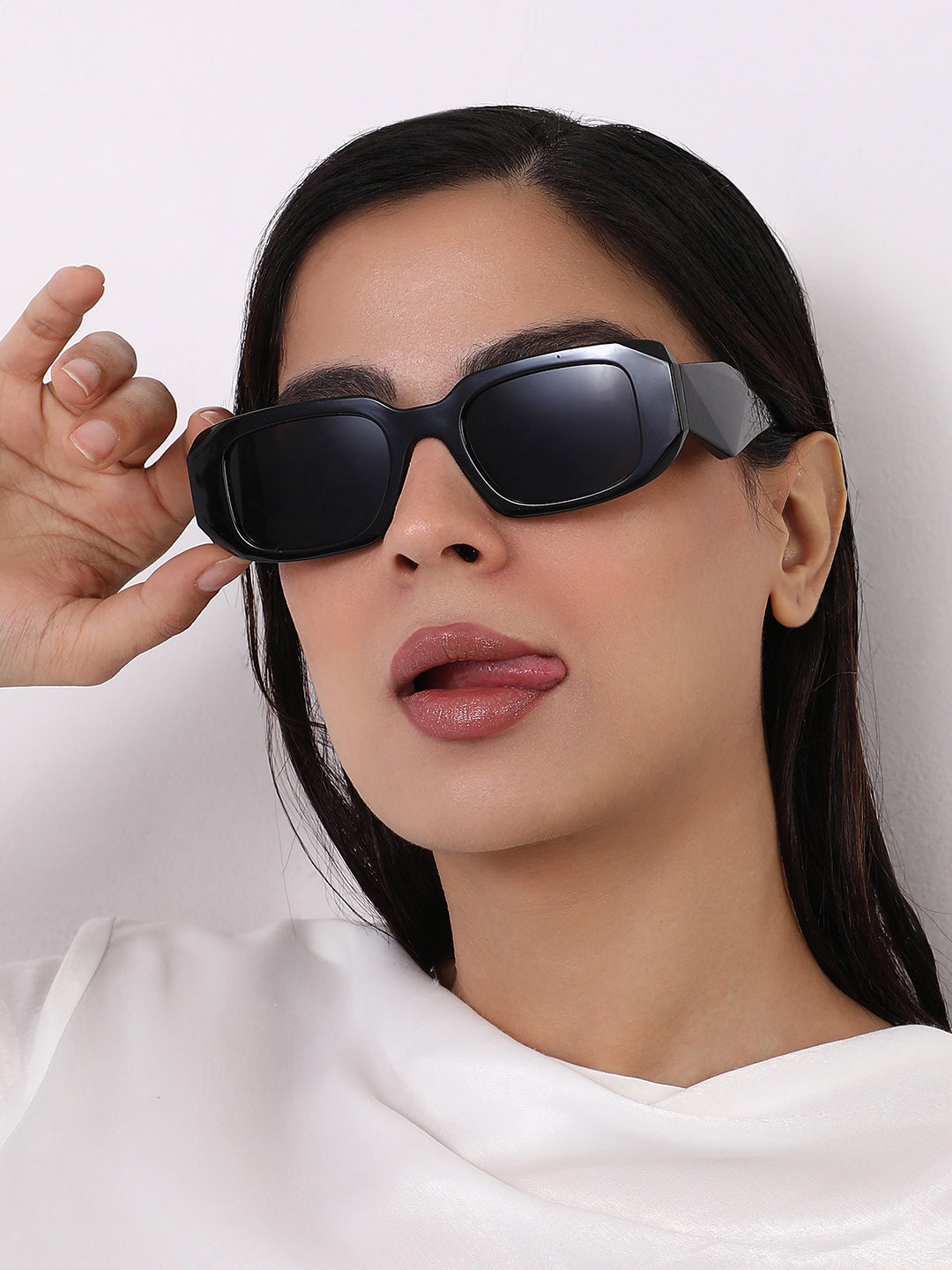 The Chonky Rectangular Sunglass - Onyx Black
