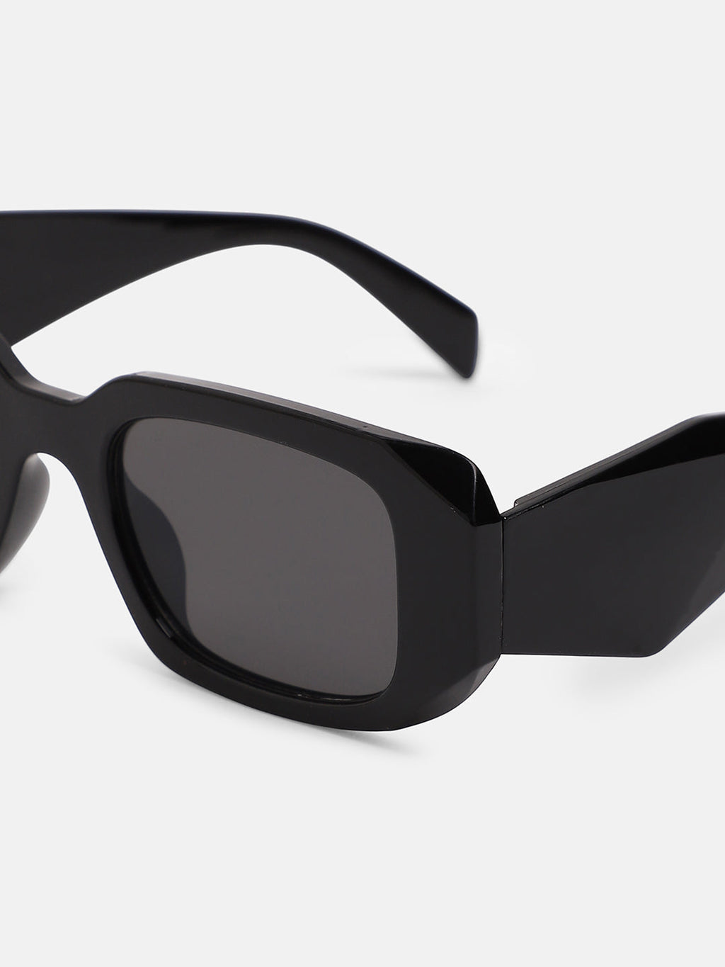 The Chonky Rectangular Sunglass - Onyx Black