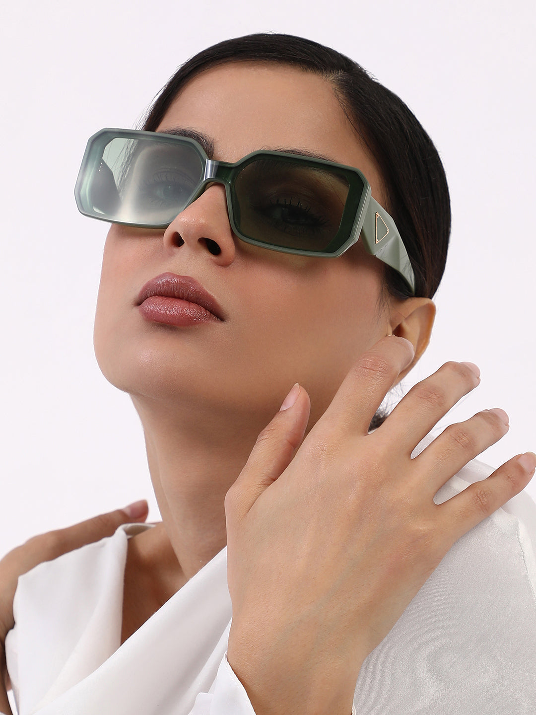 The Backstage Rectangular Sunglass - Olive Green