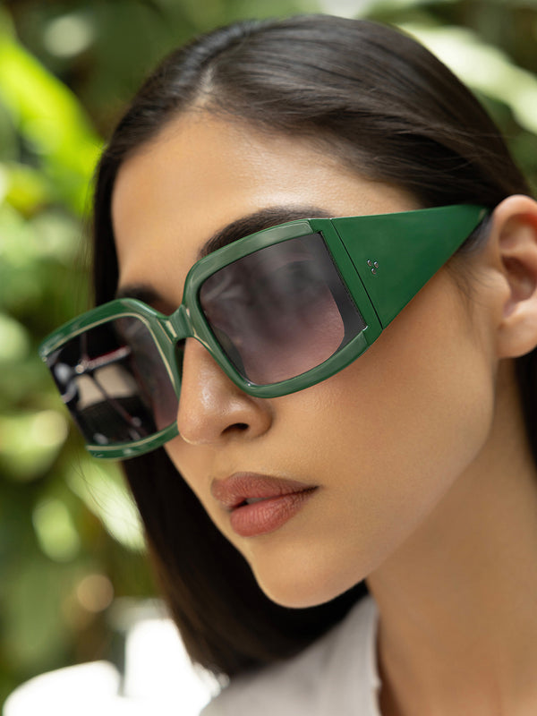 The Shadow Oversized Sunglass-Jet Black