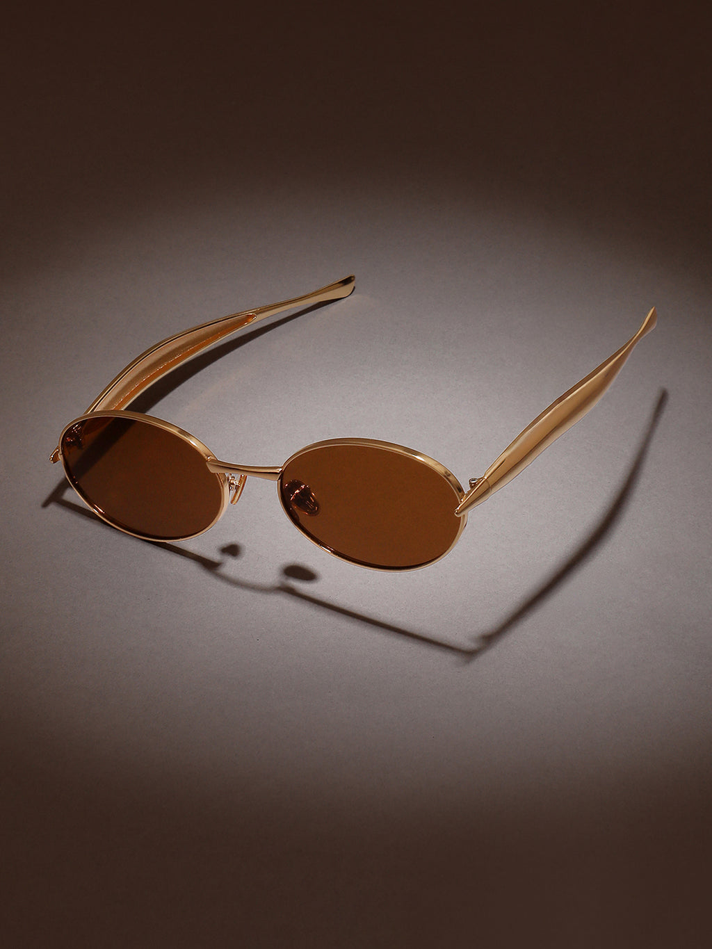 The Minimal Round Sunglass-Gold Amber