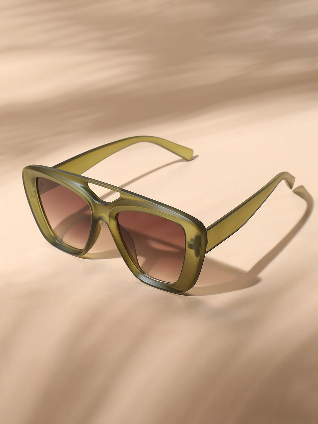 The Diva Cat Eye Sunglass - Olive Pink