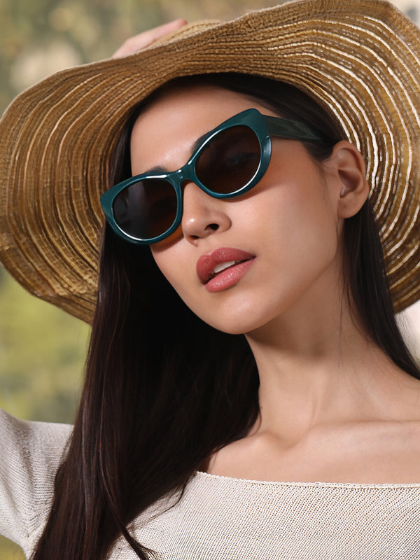 The Smooth Oval Sunglass - Forest Brown