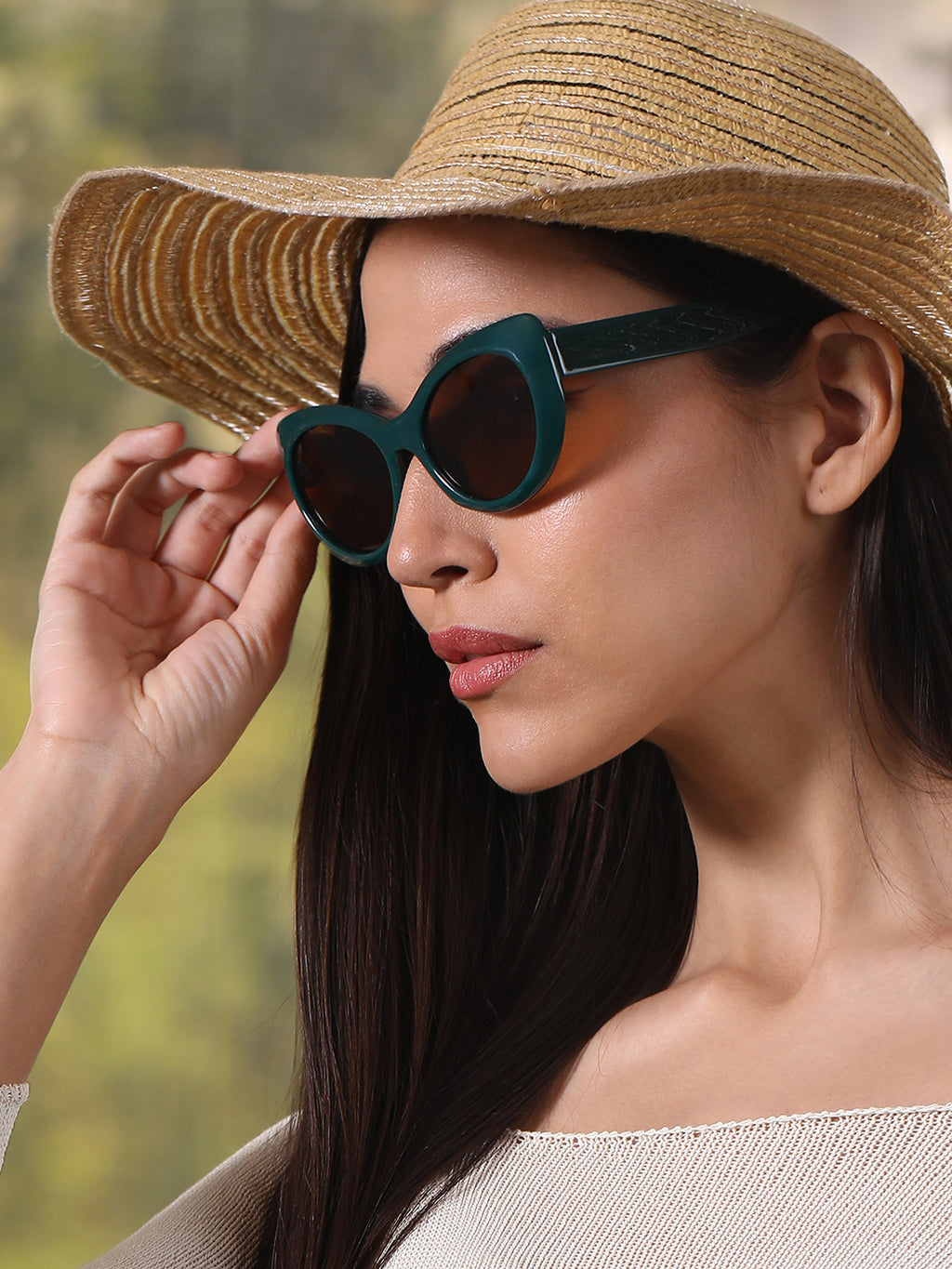 The Smooth Oval Sunglass - Forest Brown