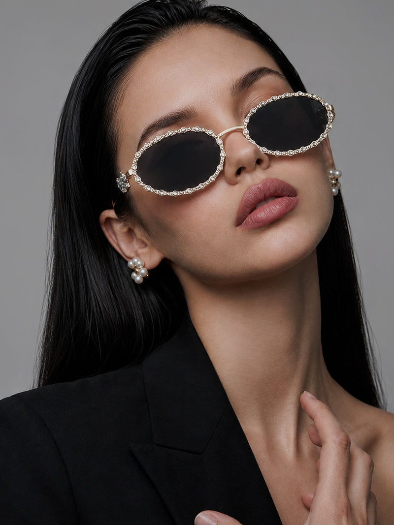 The Noir Orbit Round Sunglasses