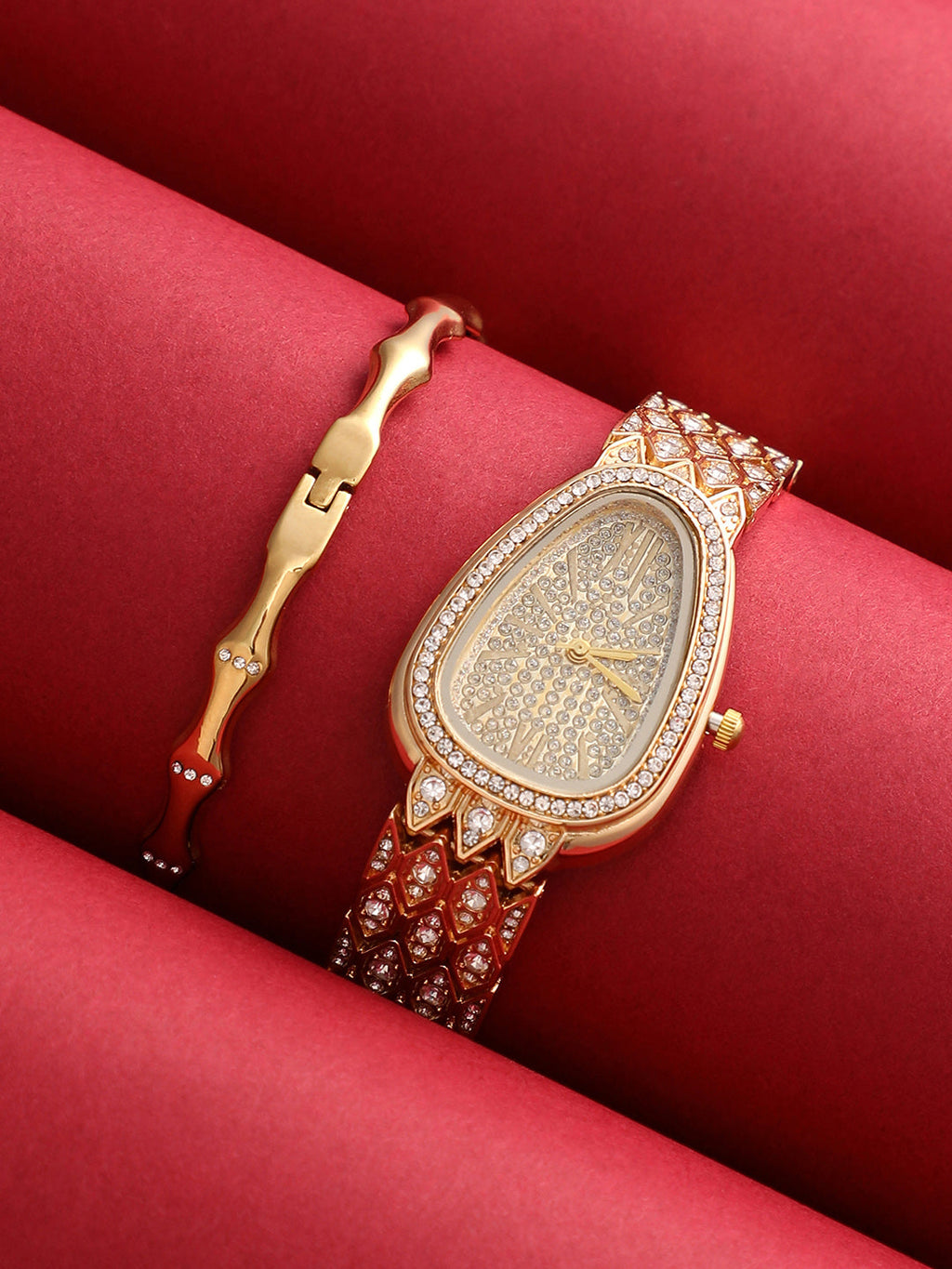 The-Bijou-Serpenti-Oval-Watch-With-Bracelet-Combo