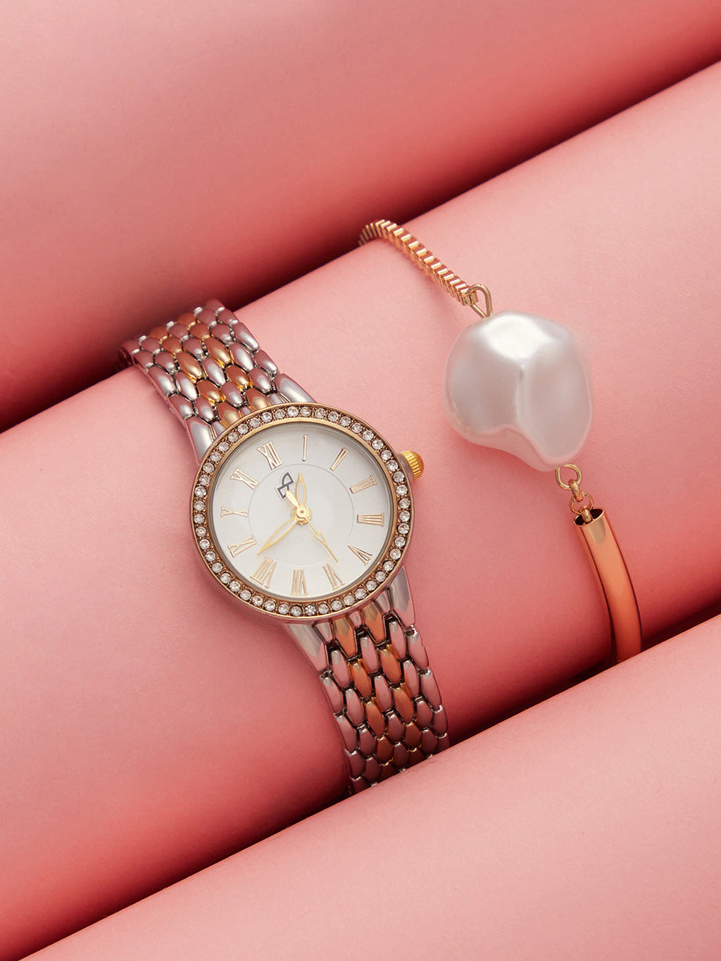 The-Roman-Venin-Round-Watch-With-Bracelet-Combo