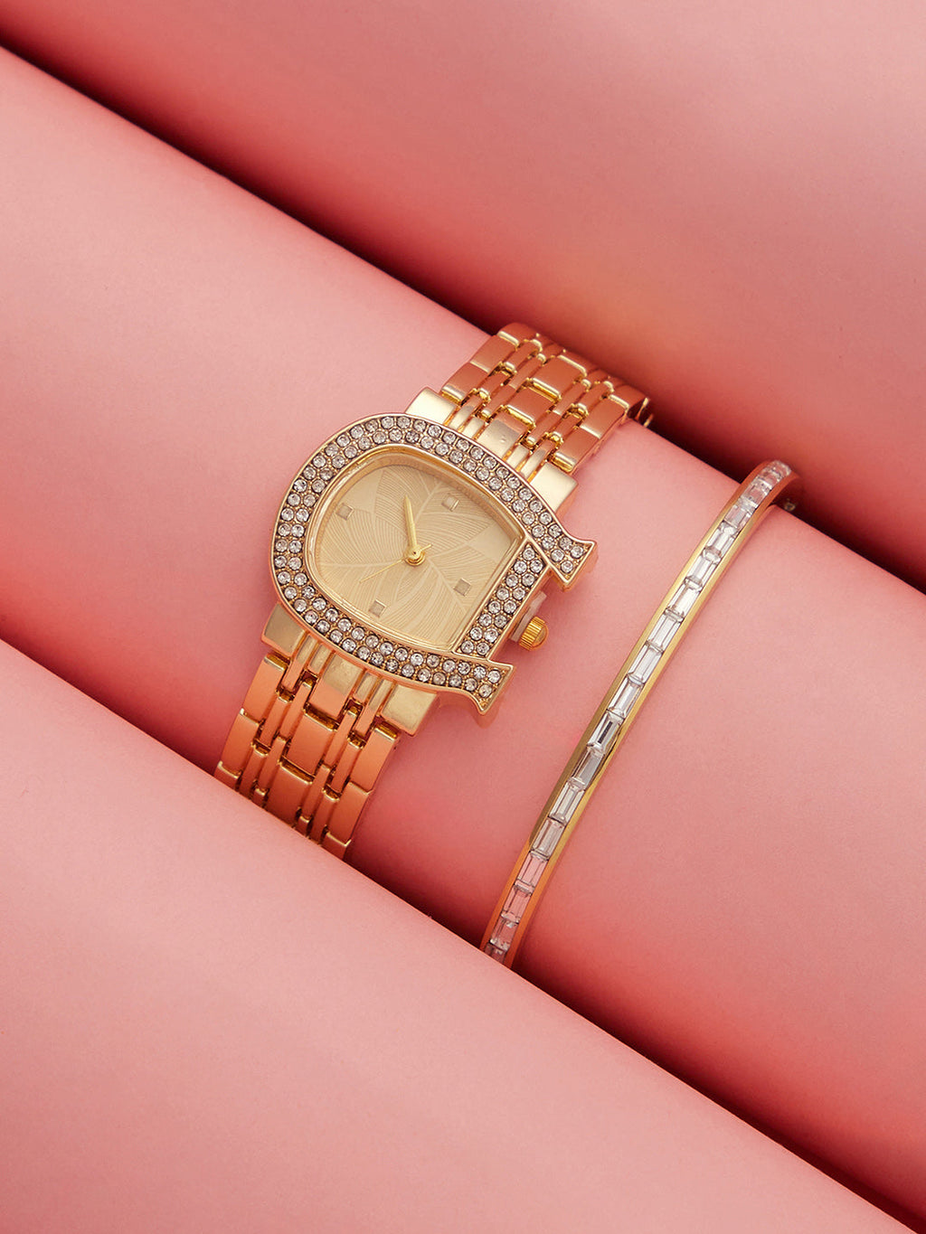 The-Buckle-Asymmetric-Watch-With-Bracelet-Combo