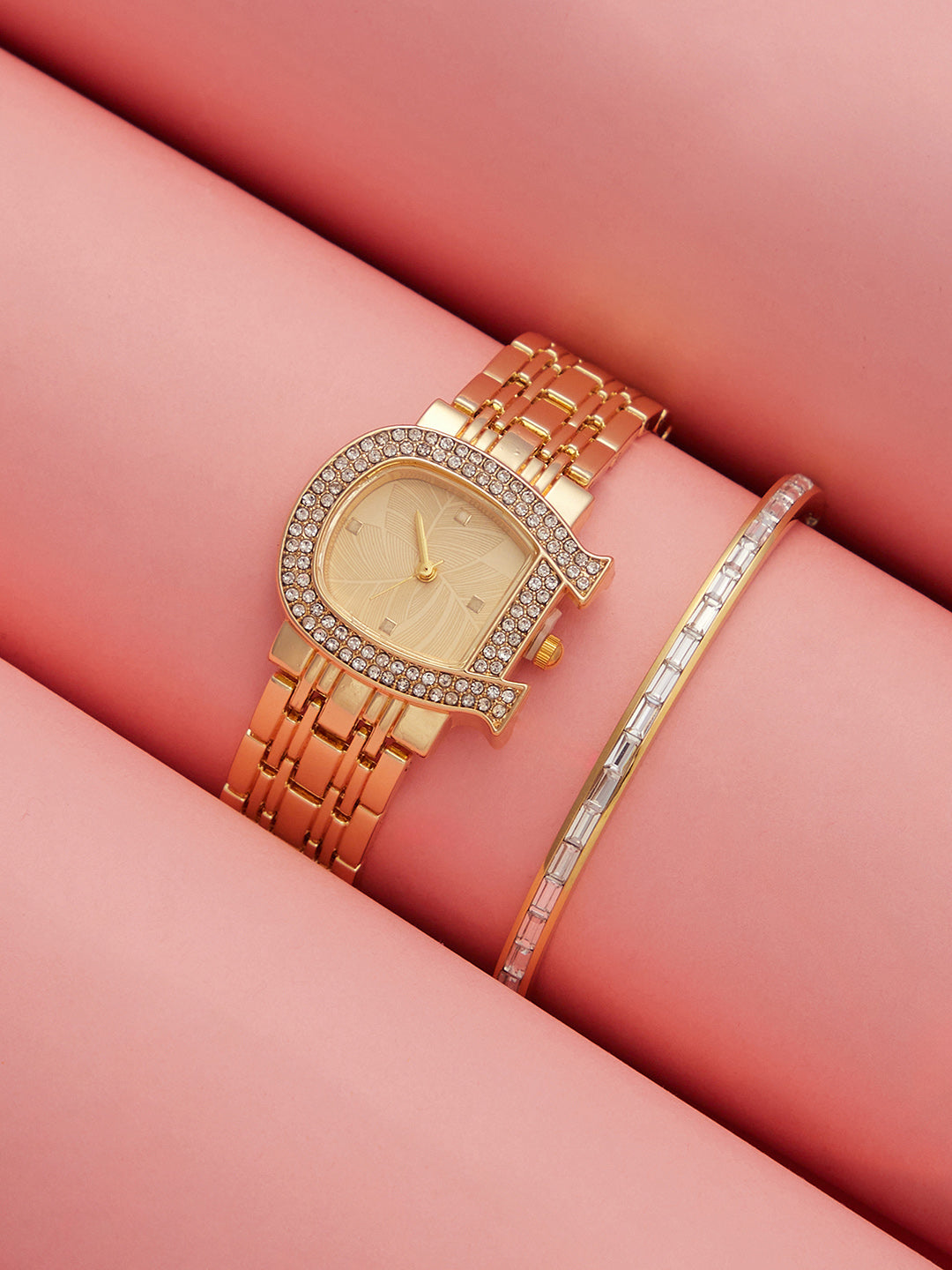 The-Buckle-Asymmetric-Watch-With-Bracelet-Combo