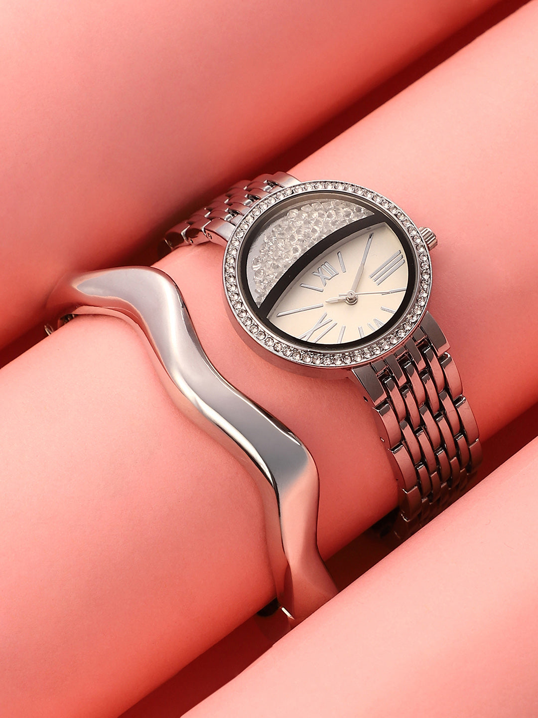 The-Horizon-Bijou-Round-Watch-With-Bracelet-Combo