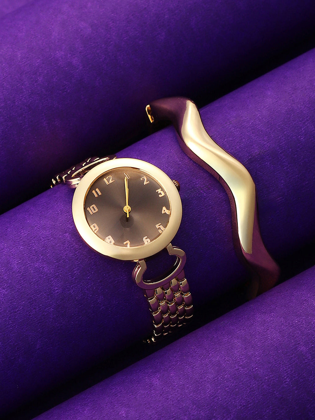 The-Byzantine-Round-Watch-With-Bracelet-Combo