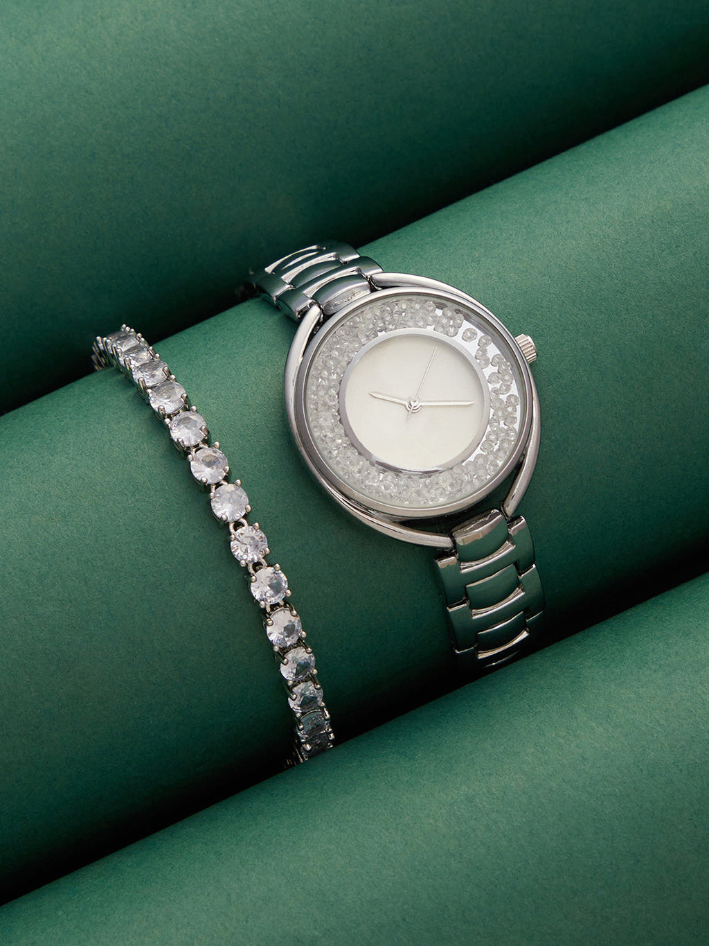 The-Crystalized-Halo-Round-Watch-With-Bracelet-Combo