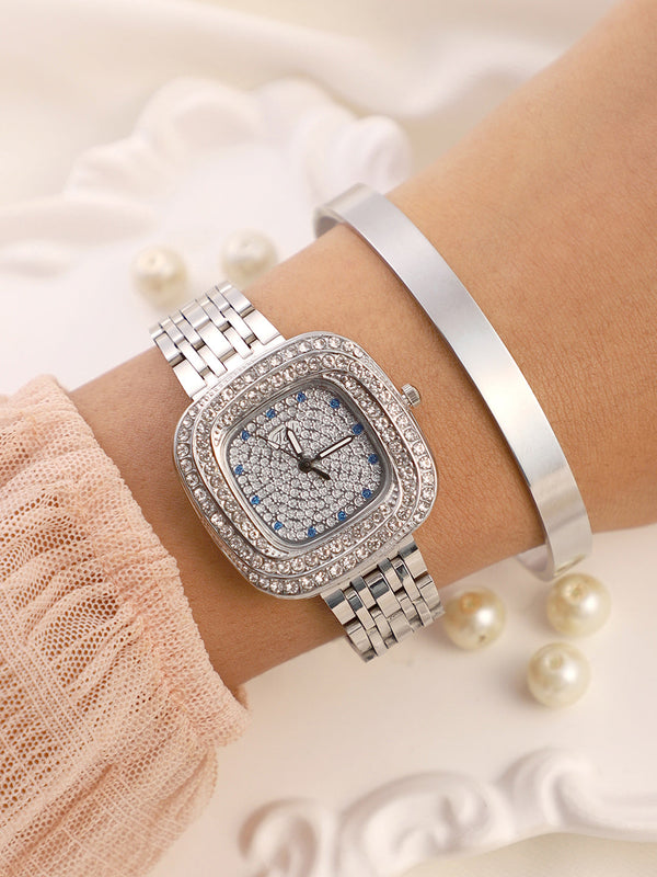 The-Embellished-Block-Round-Watch-With-Bracelet-Combo
