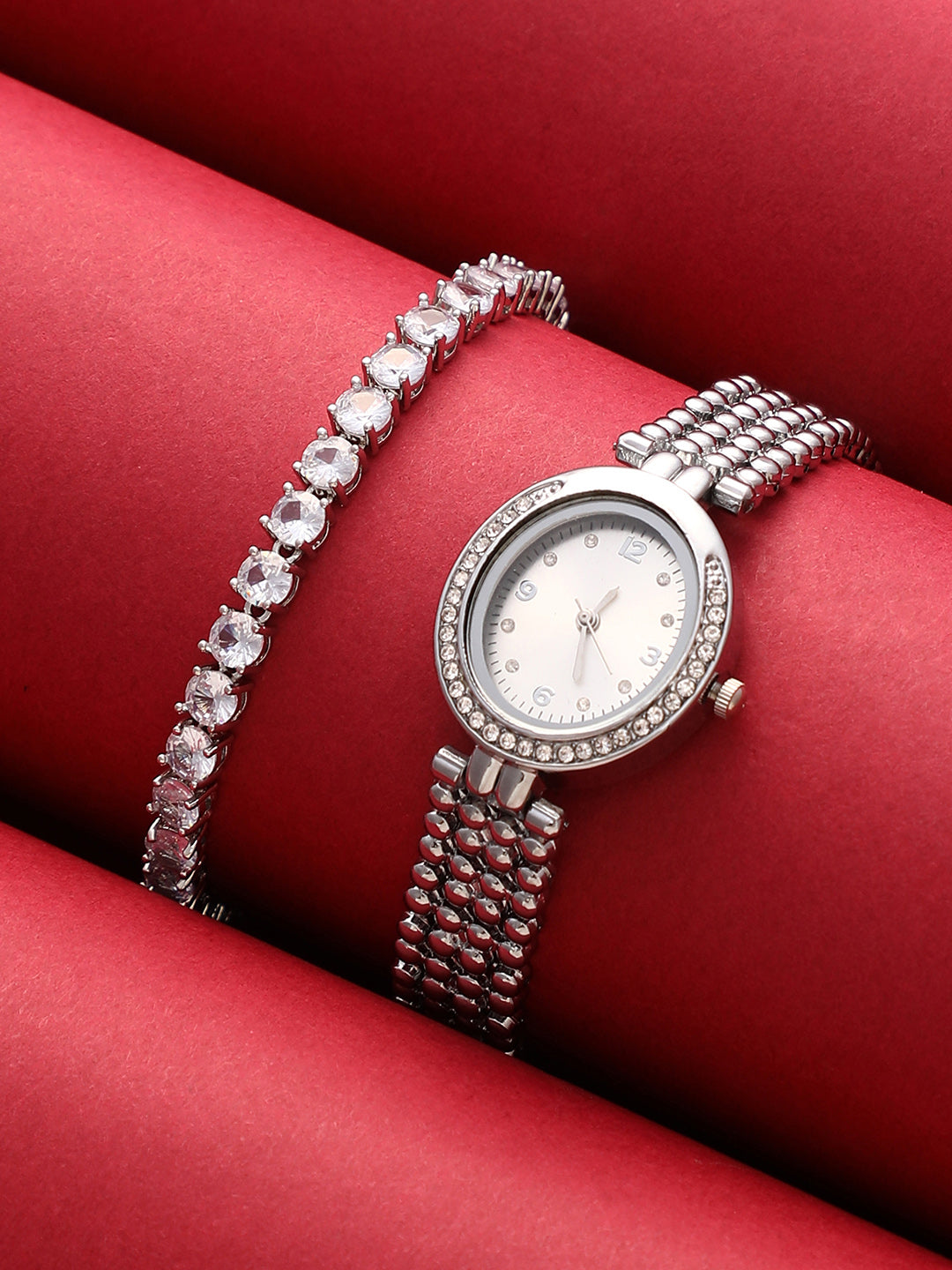 The-Dotted-Oval-Watch-With-Bracelet-Combo
