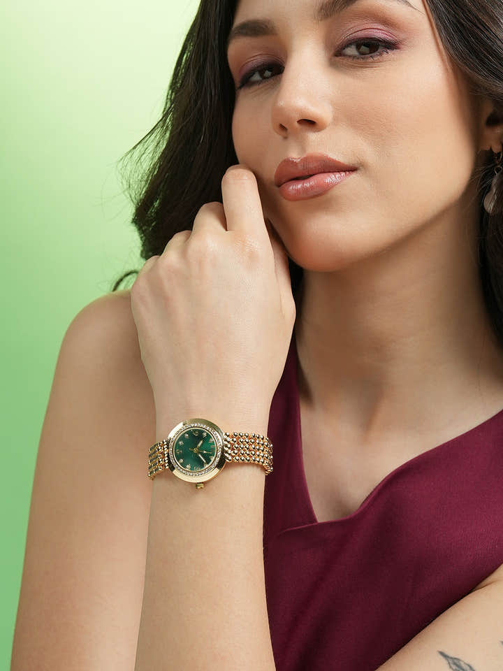 The Dotted Round Watch - California Gold