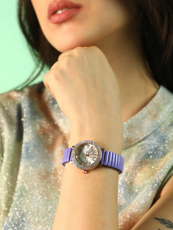 The Ribbed Round Watch